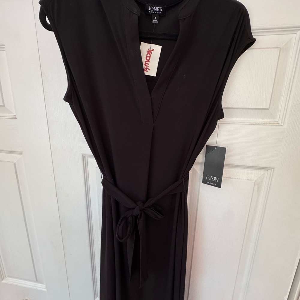 Jones New York Black Sheath Midi Dress V-Neck
